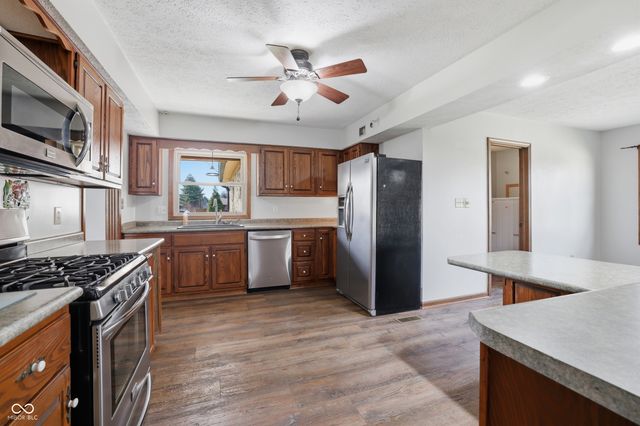 3045 N County Road 950 E, Brownsburg, IN 46112