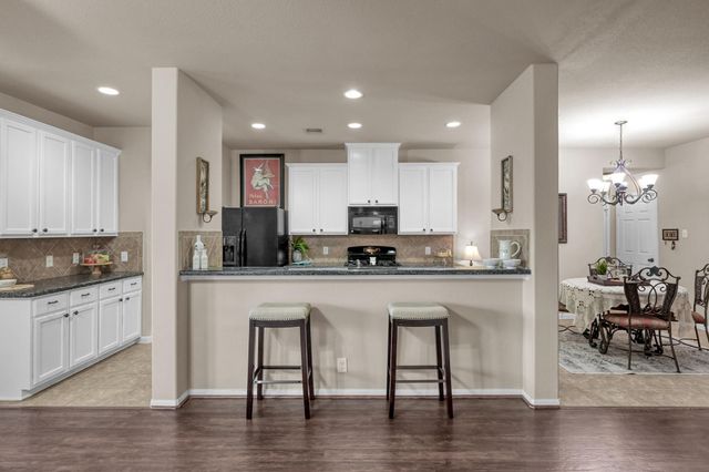 23730 Hiddenbriar Loop, Tomball, TX 77375