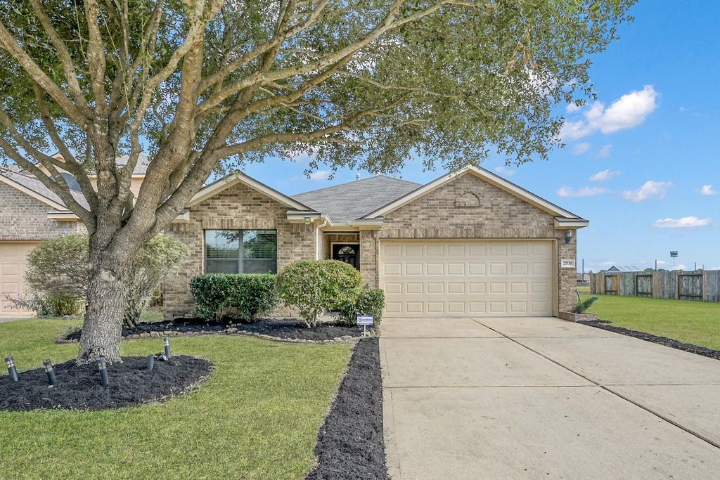 23730 Hiddenbriar Loop, Tomball, TX 77375