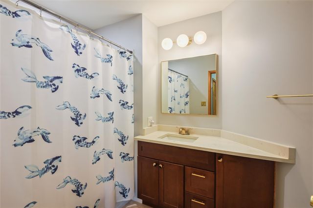 528 Old Mcdade RD, Elgin, TX 78621
