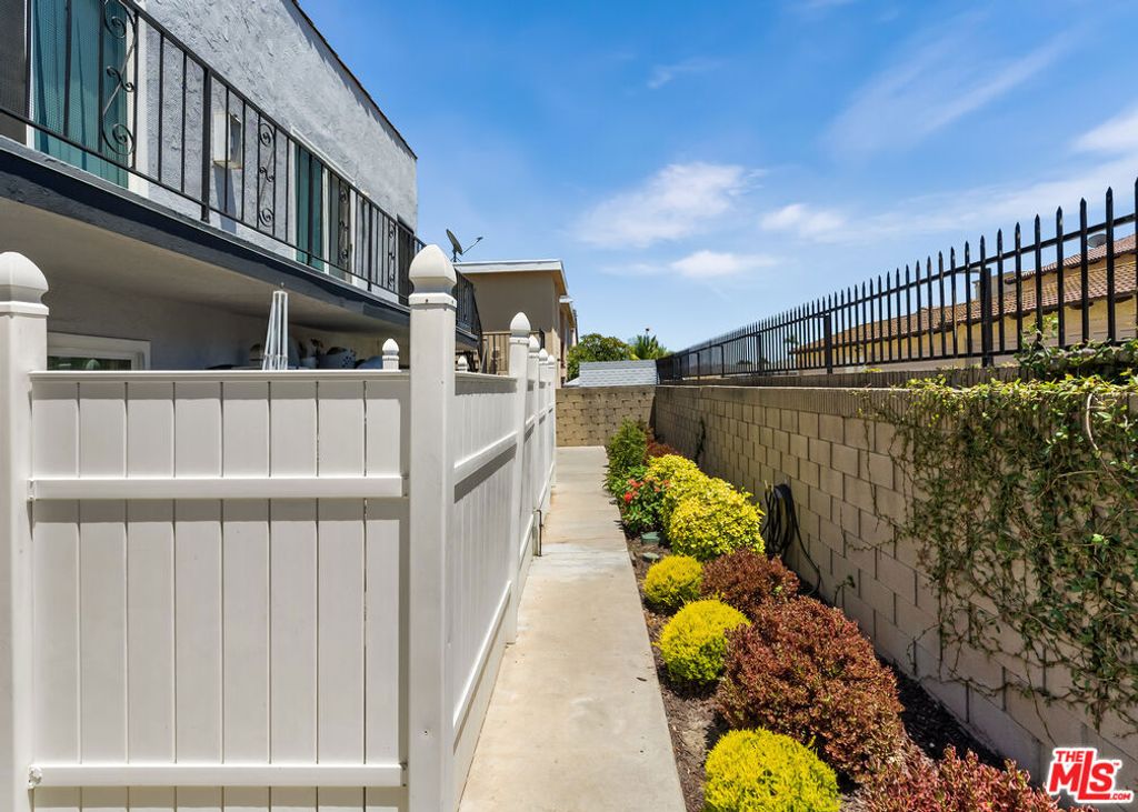 Image 9 of property listing at 9900 Ramona Street, Bellflower, CA 90706