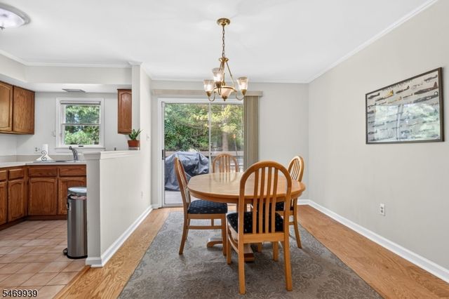 48 Kingswood Rd, Branchburg Twp., NJ 08876