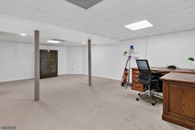 48 Kingswood Rd, Branchburg Twp., NJ 08876