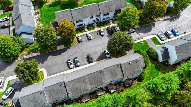 48 Kingswood Rd, Branchburg Twp., NJ 08876