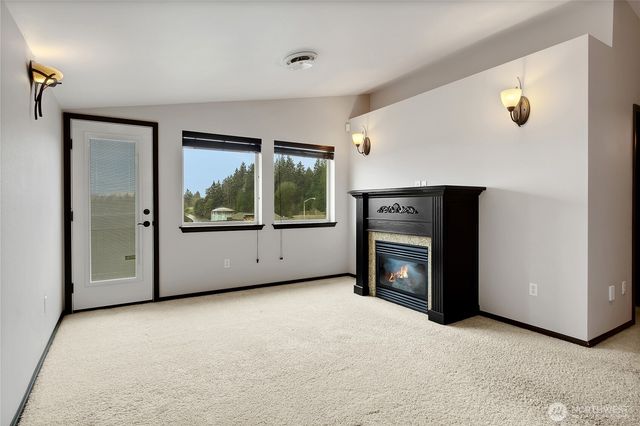 4229 S 252nd Street, Kent, WA 98032