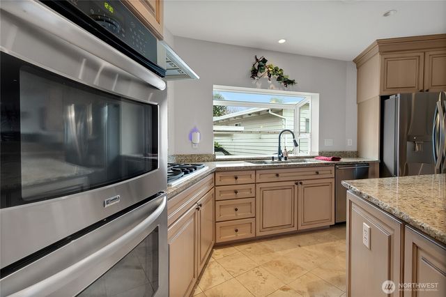 4229 S 252nd Street, Kent, WA 98032