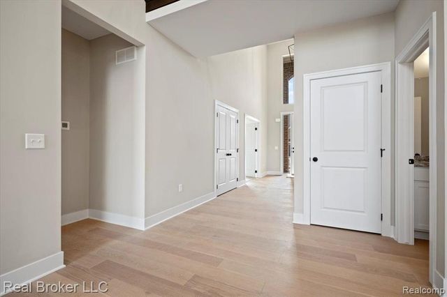 24599 Brookshire Drive, Macomb, MI 48042