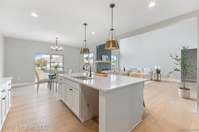 24599 Brookshire Drive, Macomb, MI 48042