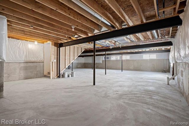 24599 Brookshire Drive, Macomb, MI 48042