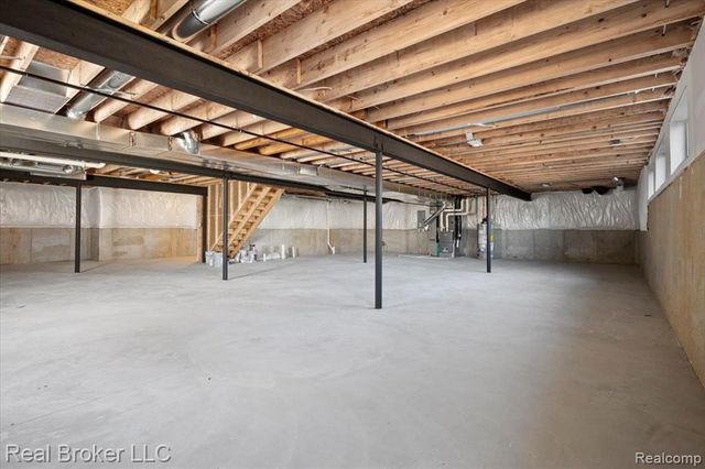 24599 Brookshire Drive, Macomb, MI 48042