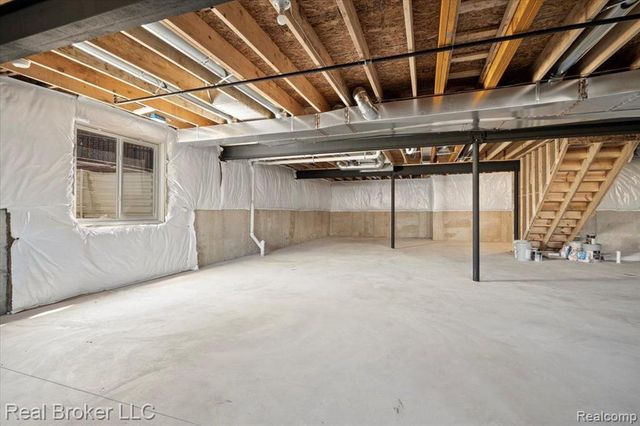 24599 Brookshire Drive, Macomb, MI 48042