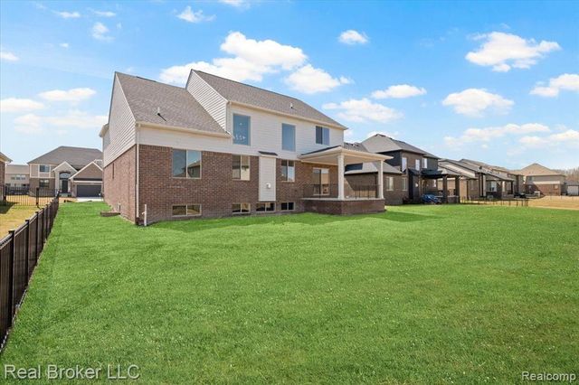 24599 Brookshire Drive, Macomb, MI 48042