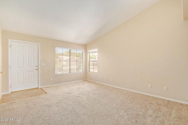 1101 W GOLDFINCH Way, Chandler, AZ 85286