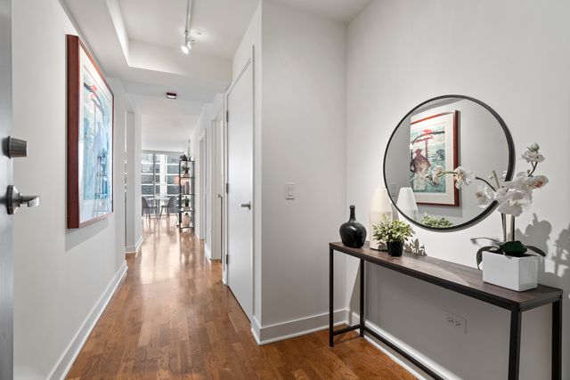 505 N MCCLURG Court 3801, Chicago, IL 60611