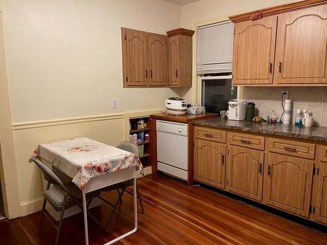 23 Montfern 2, Boston, MA 02135