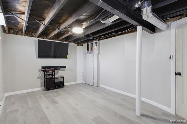 19170 Shields Street, Detroit, MI 48234