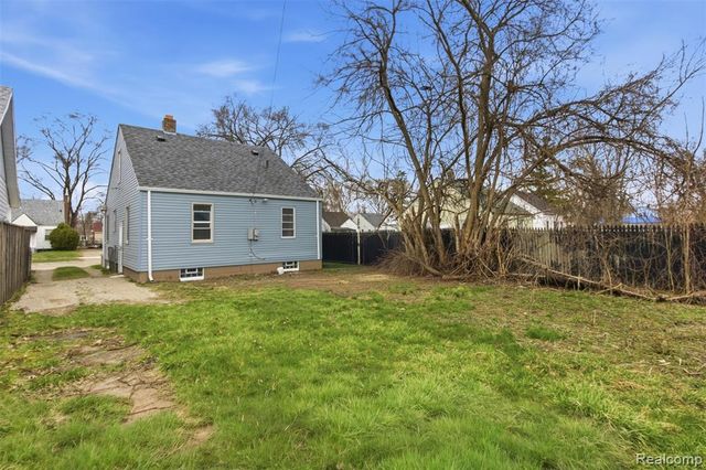 19170 Shields Street, Detroit, MI 48234