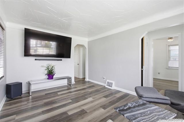 19170 Shields Street, Detroit, MI 48234