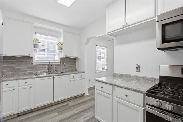 19170 Shields Street, Detroit, MI 48234