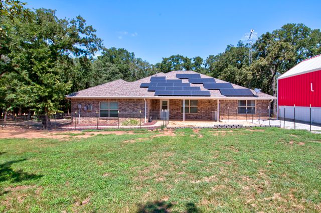 203 Eastern Valley Lane, Whitesboro, TX 76273