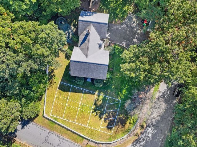 76 Carroll Dr, Foxboro, MA 02035