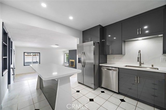 408 Diana, Fullerton, CA 92833