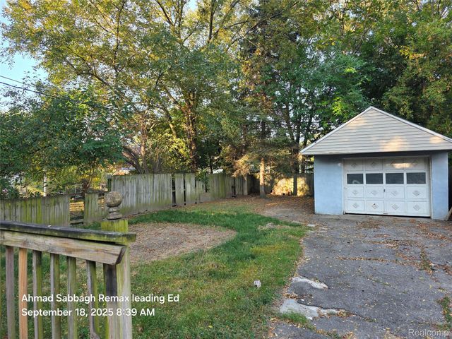 7311 Chatham, Redford Charter Township, MI 48239