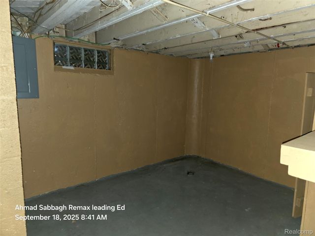 7311 Chatham, Redford Charter Township, MI 48239