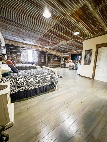 1990 Jim Harry Loop, Sunset, TX 76270