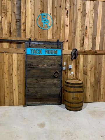 1990 Jim Harry Loop, Sunset, TX 76270