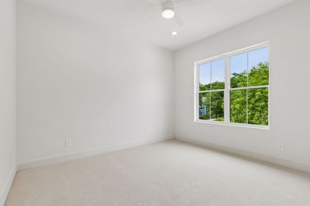 906 Cristler Avenue, Dallas, TX 75223