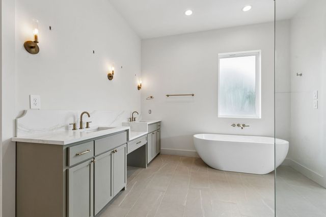 906 Cristler Avenue, Dallas, TX 75223