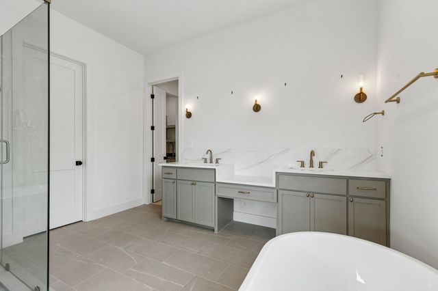 906 Cristler Avenue, Dallas, TX 75223