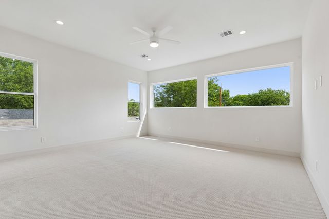 906 Cristler Avenue, Dallas, TX 75223