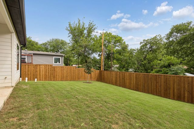 906 Cristler Avenue, Dallas, TX 75223