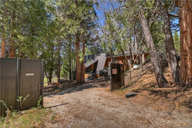 32868 Conifer Camp, Arrowbear, CA 92382