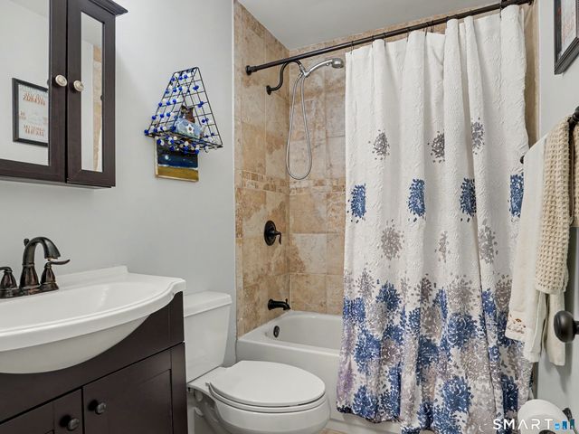 31 Teresa Place 31, Bridgeport, CT 06606