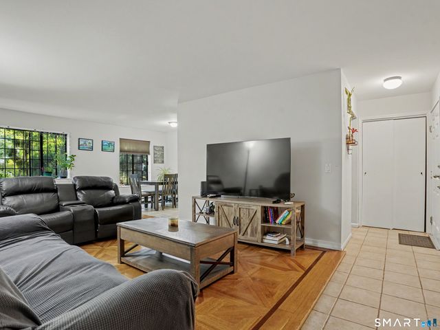 31 Teresa Place 31, Bridgeport, CT 06606