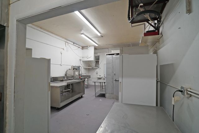 1365 SW 22nd Street, Miami, FL 33145