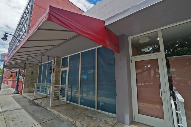 1365 SW 22nd Street, Miami, FL 33145
