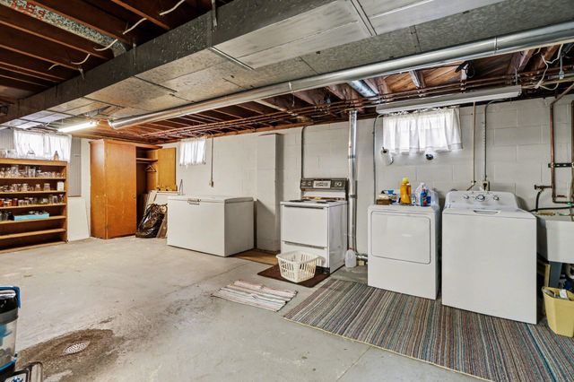 605 S Anderson Street, Plainwell City, MI 49080