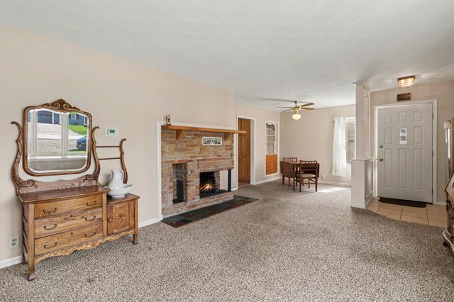 605 S Anderson Street, Plainwell City, MI 49080