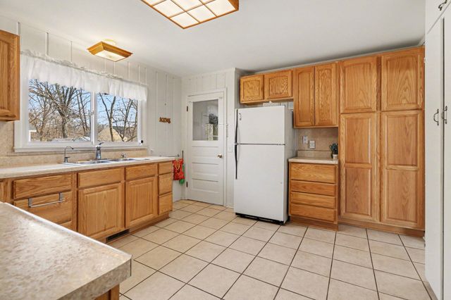 605 S Anderson Street, Plainwell City, MI 49080