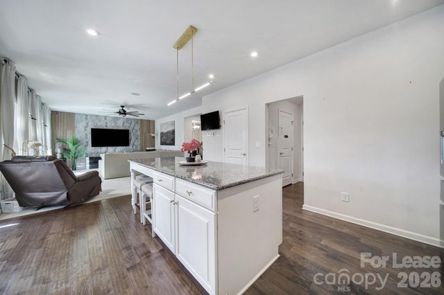 6710 Carradale Way, Charlotte, NC 28278