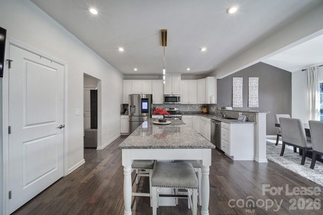 6710 Carradale Way, Charlotte, NC 28278