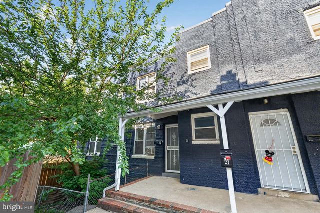 4636 HILLSIDE RD SE, Washington, DC 20019