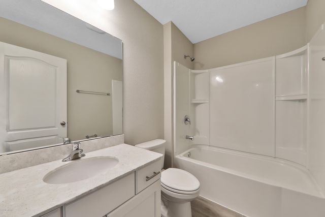 589 GLASGOW Drive, St. Johns, FL 32259