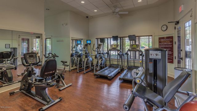 589 GLASGOW Drive, St. Johns, FL 32259