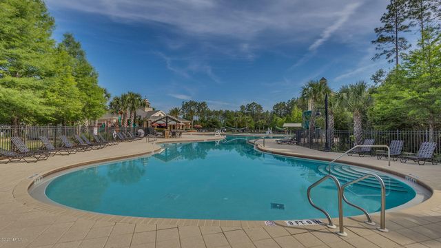 589 GLASGOW Drive, St. Johns, FL 32259