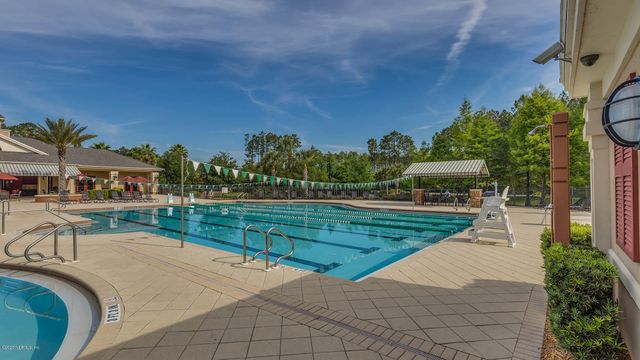 589 GLASGOW Drive, St. Johns, FL 32259